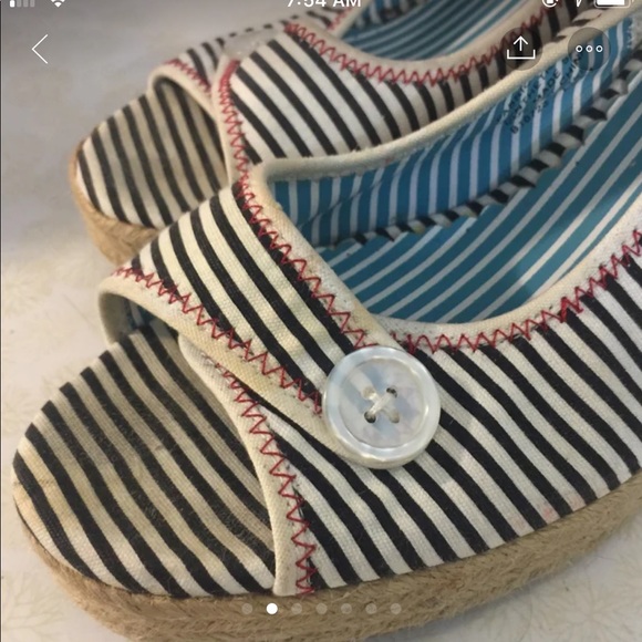 Nautical wedge sandals- Women’s size 10 - Picture 2 of 7